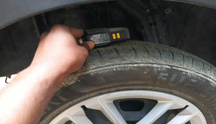 2023 Renault TRIBER RXT, Petrol, Manual, 9,070 km, tyre