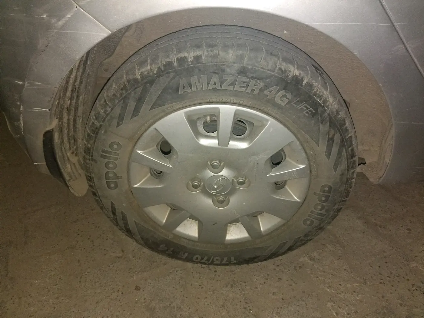 2012 Hyundai i20 MAGNA 1.2, Petrol, Manual, 84,171 km, tyre