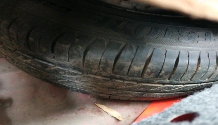 2012 Maruti Alto LX, Petrol, Manual, 2,26,990 km, tyre