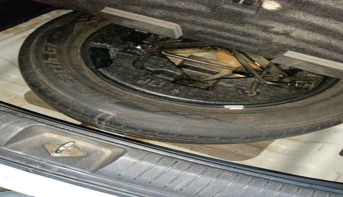 2017 Hyundai Creta SX PLUS AT 1.6 DIESEL, Diesel, Automatic, 1,34,979 km, tyre