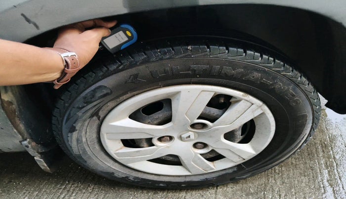 2015 Renault Kwid RXL, Petrol, Manual, 1,07,489 km, tyre