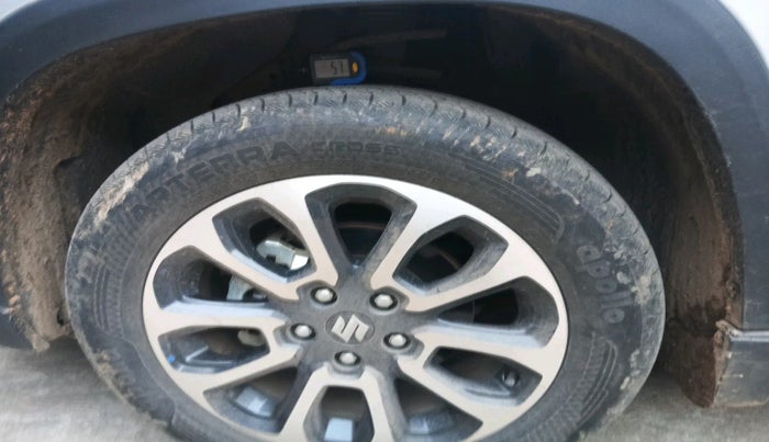 2023 Maruti Grand Vitara ZETA SMART HYBRID, Petrol, Manual, 25,663 km, tyre