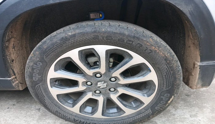 2023 Maruti Grand Vitara ZETA SMART HYBRID, Petrol, Manual, 25,663 km, tyre