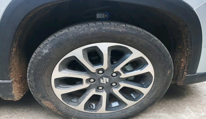 2023 Maruti Grand Vitara ZETA SMART HYBRID, Petrol, Manual, 25,663 km, tyre