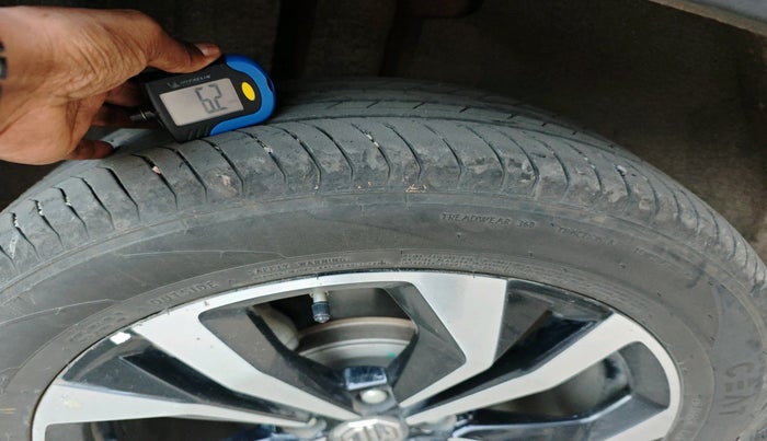 2025 MG HECTOR PLUS SHARP PRO 1.5 PETROL TURBO CVT 7 STR, Petrol, Automatic, 11,428 km, tyre