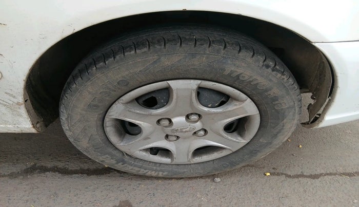 2011 Hyundai Accent GLE, Petrol, Manual, 83,589 km, tyre