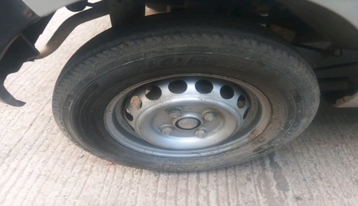 2014 Maruti Alto 800 STD, Petrol, Manual, 1,16,700 km, tyre