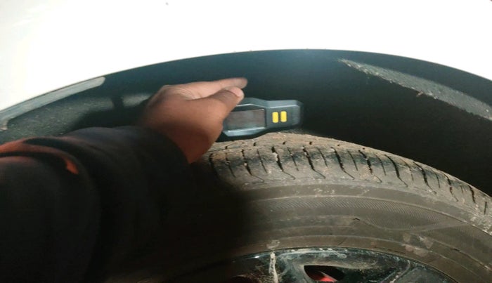 2013 Ford Ecosport TITANIUM 1.5L PETROL AT, Petrol, Automatic, 99,141 km, tyre