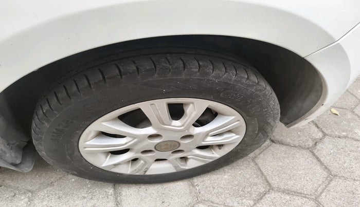 2018 Tata Tiago XZ PETROL, Petrol, Manual, 47,000 km, tyre