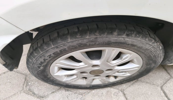 2018 Tata Tiago XZ PETROL, Petrol, Manual, 47,000 km, tyre