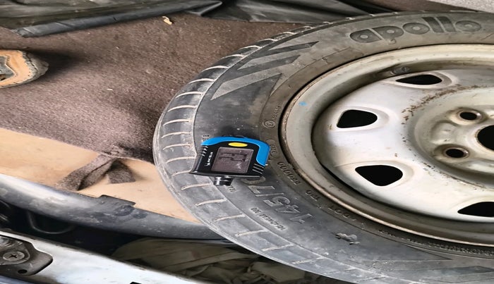 2010 Maruti Zen Estilo LXI, Petrol, Manual, 1,39,075 km, tyre