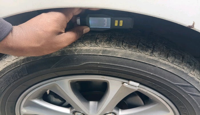 2016 Hyundai Grand i10 ASTA (O) 1.2 KAPPA VTVT, Petrol, Manual, 98,893 km, tyre