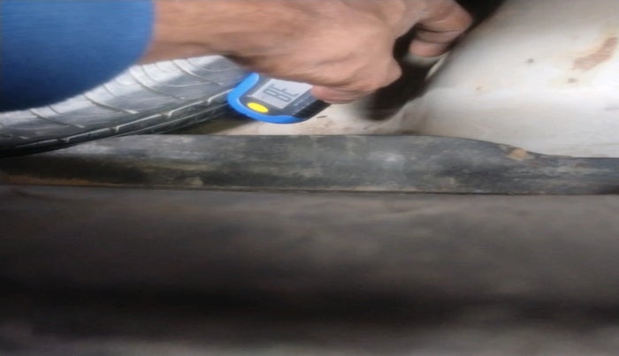 2015 Maruti Swift Dzire VXI, Petrol, Manual, 1,30,431 km, tyre