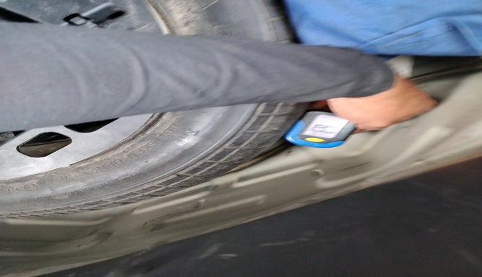 2018 Mahindra KUV 100 NXT K2 P 6 STR, Petrol, Manual, 68,709 km, tyre