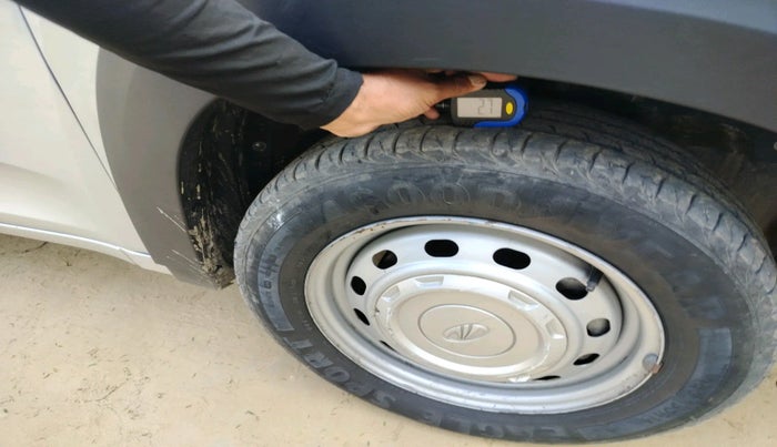 2018 Mahindra KUV 100 NXT K2 P 6 STR, Petrol, Manual, 68,709 km, tyre