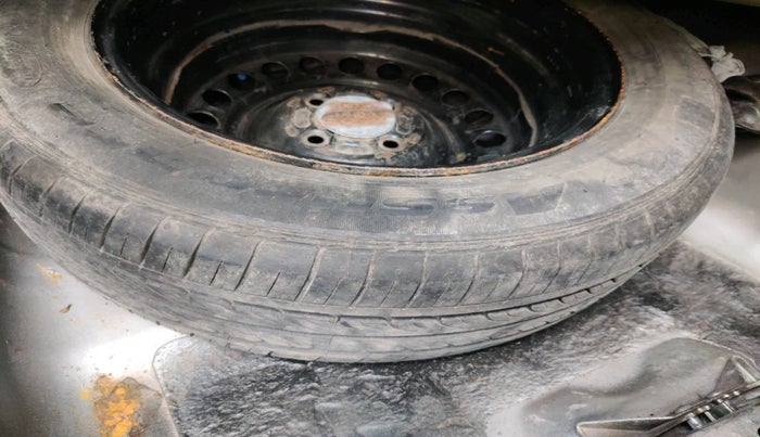 2015 Honda City 1.5L I-VTEC VX CVT, Petrol, Automatic, 1,13,577 km, tyre