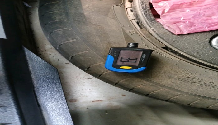 2018 Maruti Vitara Brezza VDI, Diesel, Manual, 2,03,056 km, tyre