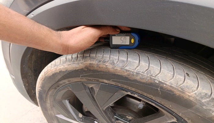 2024 Volkswagen TAIGUN GT Line 1.0L TSI AT, Petrol, Automatic, 28,529 km, tyre