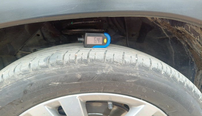 2017 Maruti Vitara Brezza ZDI PLUS DUAL TONE, Diesel, Manual, 1,29,355 km, tyre