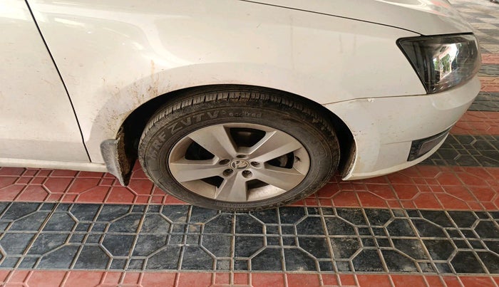 2019 Skoda Rapid AMBITION 1.6 MPI MT, Petrol, Manual, 56,125 km, tyre