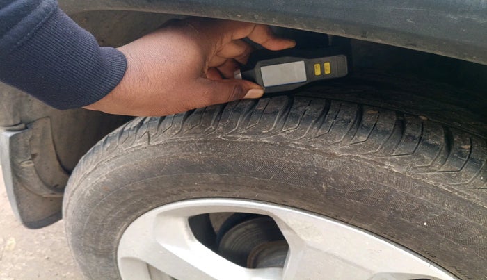 2019 Jeep Compass LIMITED 1.4 PETROL AT, Petrol, Automatic, 63,828 km, tyre