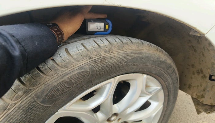 2013 Ford Ecosport TITANIUM 1.0L ECOBOOST, Petrol, Manual, 1,08,338 km, tyre