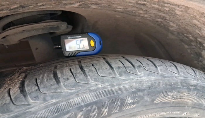 2021 Tata NEXON XMA SUNROOF PETROL, Petrol, Automatic, 29,385 km, tyre