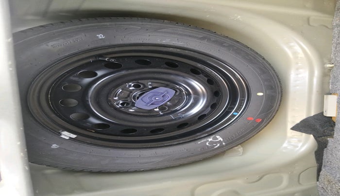 2019 Maruti New Wagon-R VXI (O) 1.2, Petrol, Manual, 75,282 km, tyre