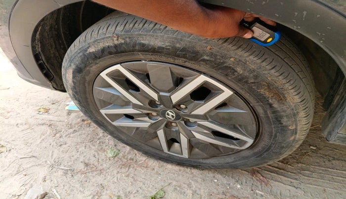 2022 Hyundai VENUE SX 1.0 TURBO IMT, Petrol, Manual, 76,287 km, tyre