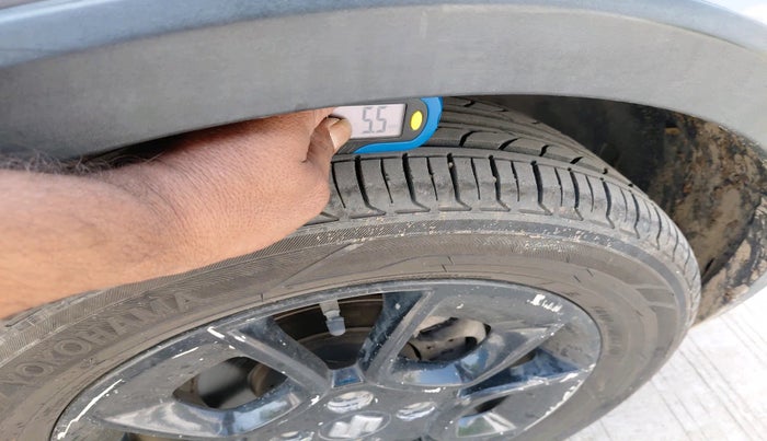 2017 Maruti IGNIS ZETA 1.3 AMT, Diesel, Automatic, 1,09,691 km, tyre