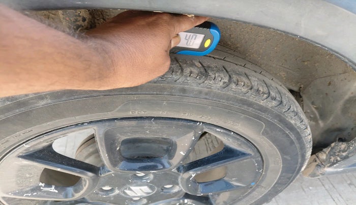 2017 Maruti IGNIS ZETA 1.3 AMT, Diesel, Automatic, 1,09,691 km, tyre