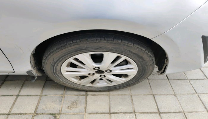 2018 Toyota YARIS V MT, Petrol, Manual, 1,07,396 km, tyre