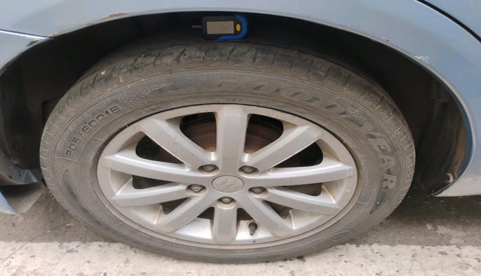 2012 Maruti SX4 ZXI, Petrol, Manual, 76,331 km, tyre