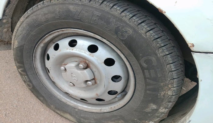 2013 Hyundai i10 ERA 1.1, Petrol, Manual, 83,600 km, tyre