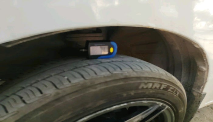 2014 Maruti Wagon R 1.0 VXI, Petrol, Manual, 61,867 km, tyre