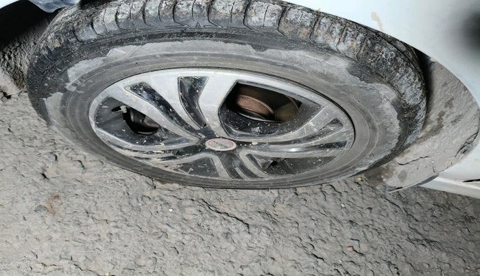 2020 Tata Tiago XZ PETROL, Petrol, Manual, 70,910 km, tyre