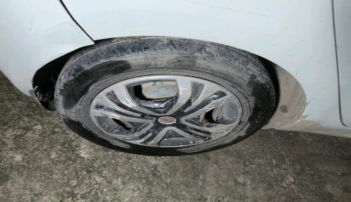 2020 Tata Tiago XZ PETROL, Petrol, Manual, 70,910 km, tyre