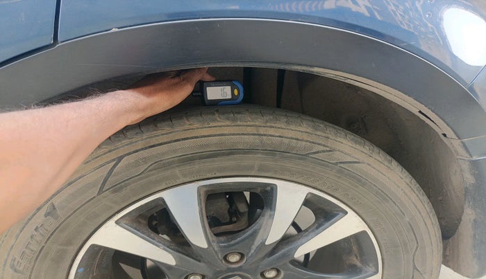 2018 Maruti S Cross ZETA 1.3, Diesel, Manual, 1,55,087 km, tyre