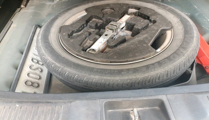 2018 Maruti S Cross ZETA 1.3, Diesel, Manual, 1,55,087 km, tyre