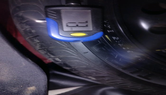 2021 Toyota YARIS V CVT, Petrol, Automatic, 44,001 km, tyre