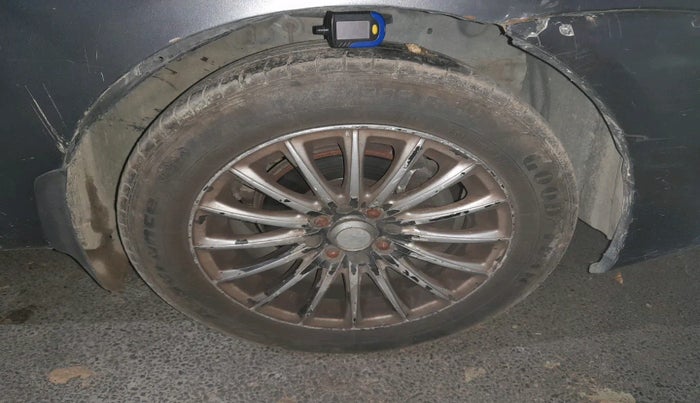 2013 Toyota Etios GD, Diesel, Manual, 1,84,479 km, tyre