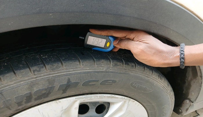 2017 Hyundai Creta E PLUS 1.6 PETROL, Petrol, Manual, 65,749 km, tyre