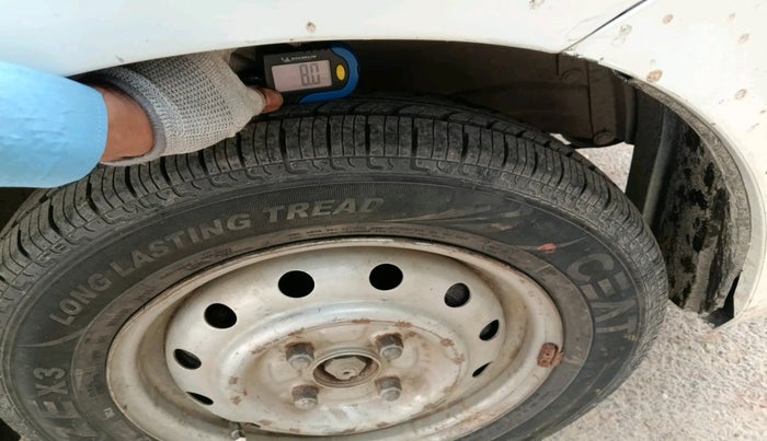 2012 Maruti Wagon R 1.0 LXI CNG, Petrol, Manual, 93,204 km, tyre