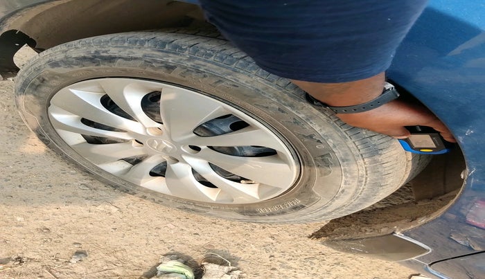 2016 Maruti Baleno DELTA PETROL 1.2, Petrol, Manual, 1,75,689 km, tyre