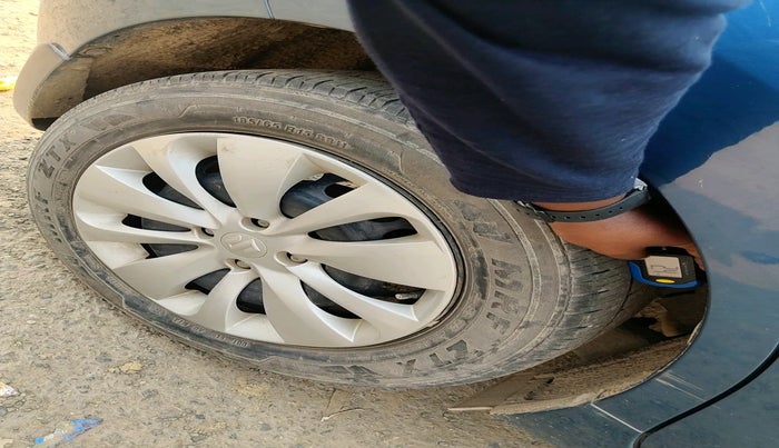 2016 Maruti Baleno DELTA PETROL 1.2, Petrol, Manual, 1,75,689 km, tyre