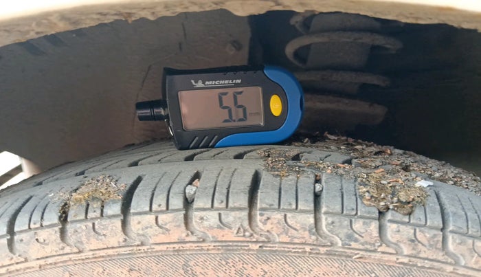 2011 Tata Nano STD, Petrol, Manual, 44,201 km, tyre