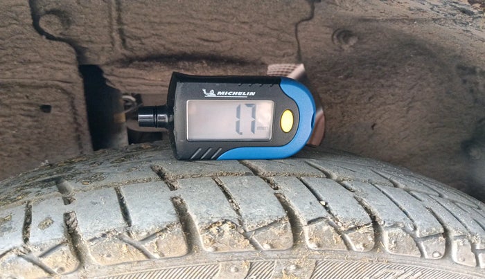 2011 Tata Nano STD, Petrol, Manual, 44,201 km, tyre