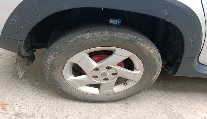 2013 Renault Duster 85 PS RXL DIESEL (OPT), Diesel, Manual, 67,953 km, tyre