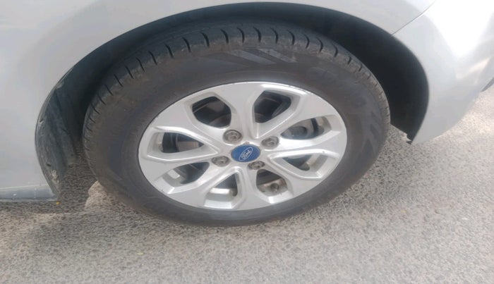 2016 Ford Figo Aspire TITANIUM1.5 DIESEL, Diesel, Manual, 1,55,333 km, tyre