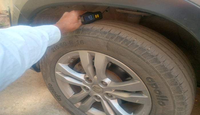 2016 Maruti Vitara Brezza ZDI PLUS, Diesel, Manual, 1,07,411 km, tyre